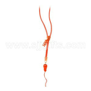 Zipper lanyards
