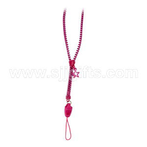 Zipper lanyards