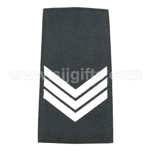 Epaulettes