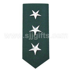 Epaulettes