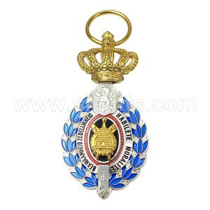 Medals with Short Ribbon Drape